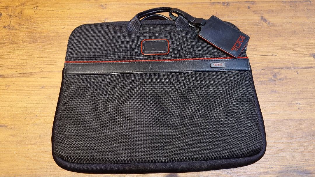 JALコラボ　TUMI PCバッグ