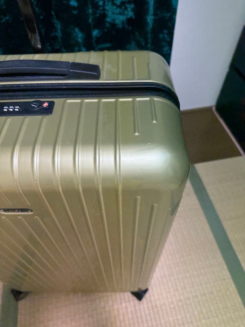 リモワ サルサエアー キャリーケース ライムグリーン 80L 4輪