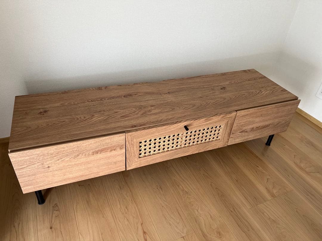 ⬛️送料込み⬛️ロウヤ　ラタン　テレビボード　140cm 説明書付