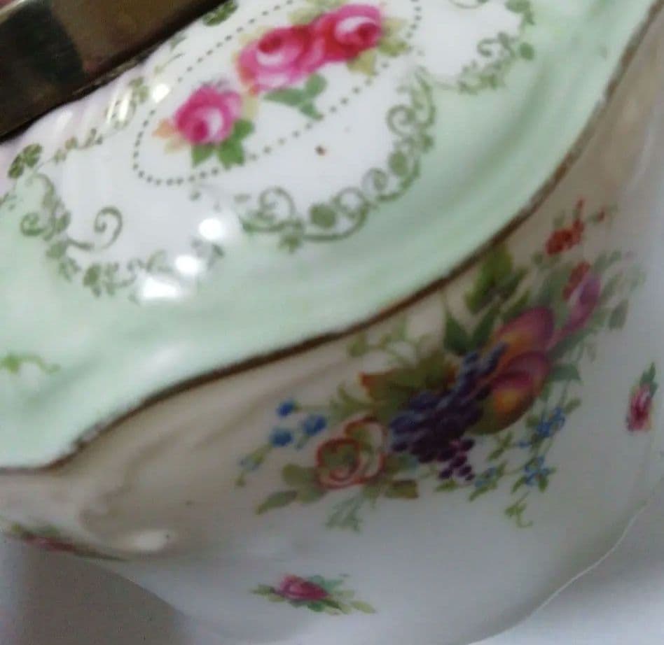 ロイヤルドルトン　陶器製　クッキージャー　クッキーバレル