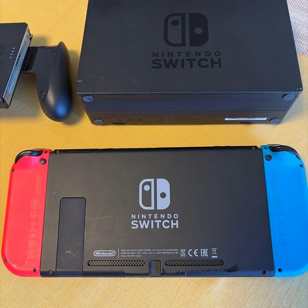 美品⭐︎Nintendo Switch 本体　ドック　青/赤 ジョイコン付き