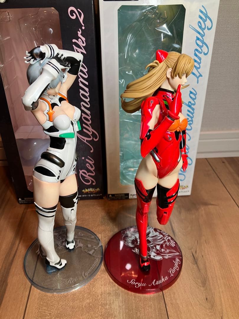エヴァンゲリオン　綾波レイ　惣流　アスカ　ラングレー　山下しゅんや　フィギュア