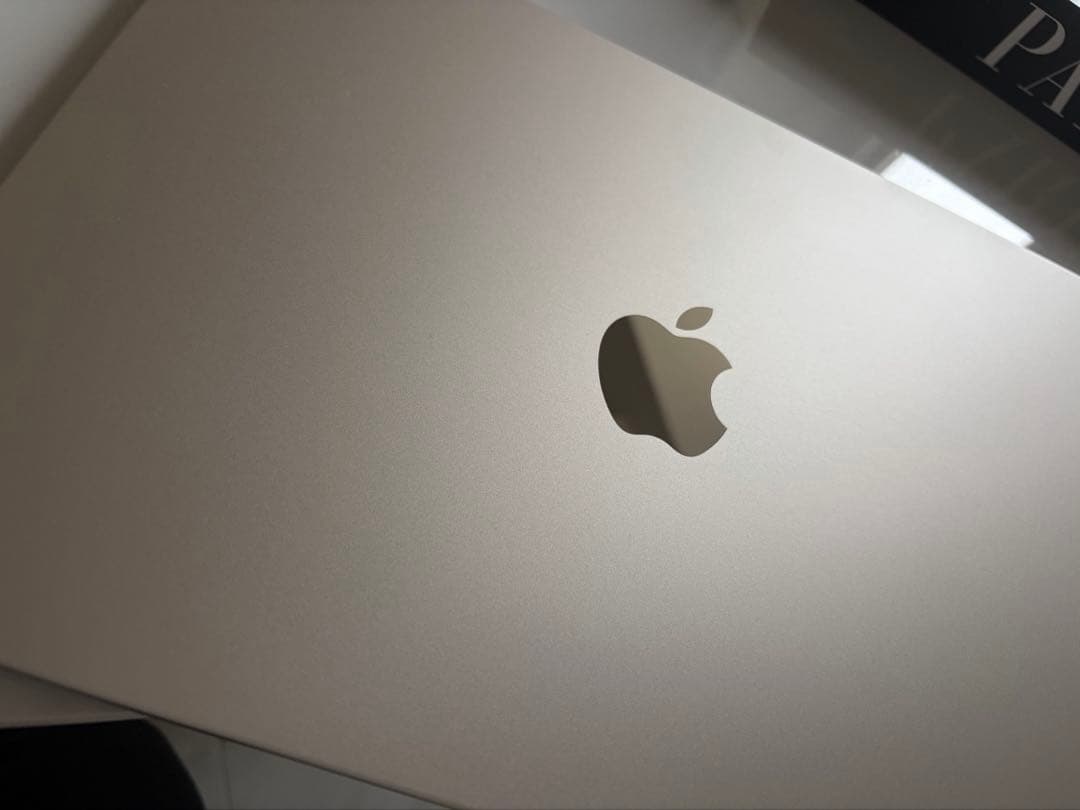 ”美品”スターライトMacBook Air【M2 256GB】