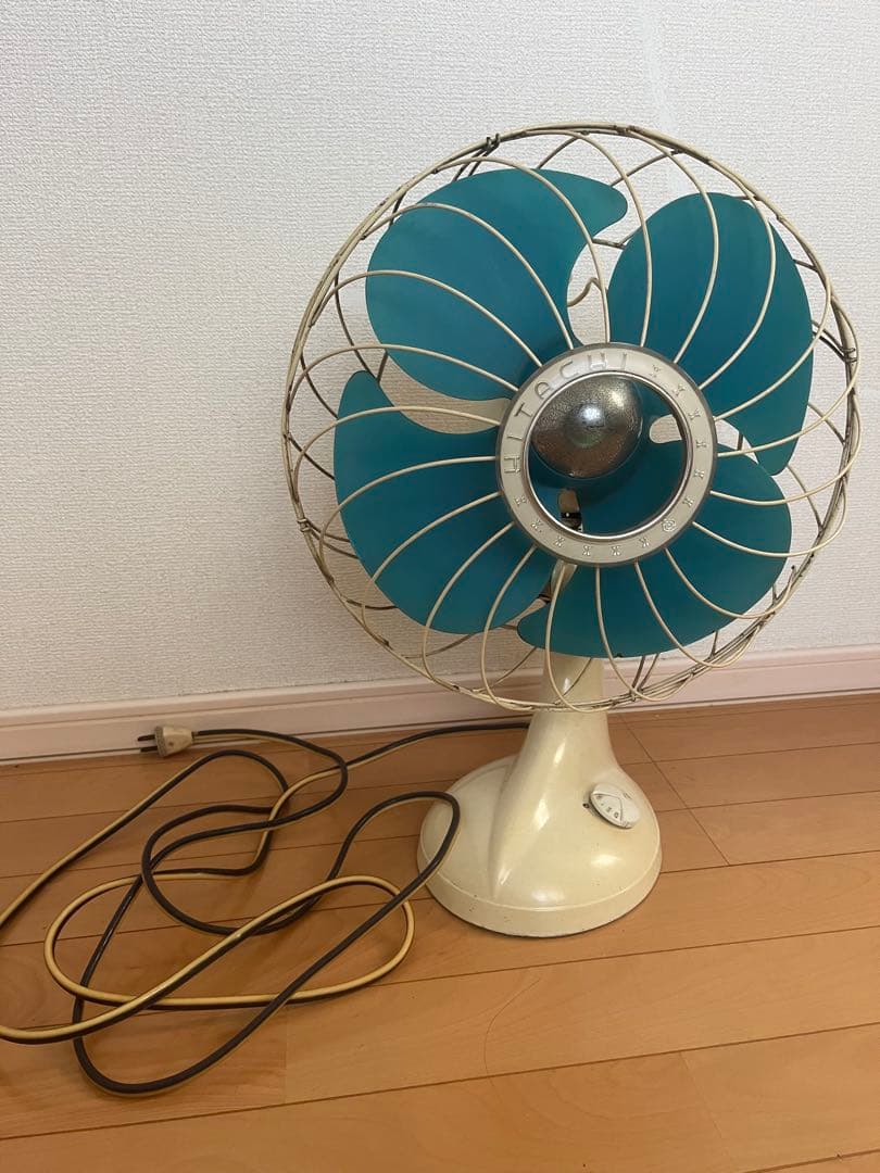 日立扇風機　扇風機 メタル製　昭和レトロ／アンティーク