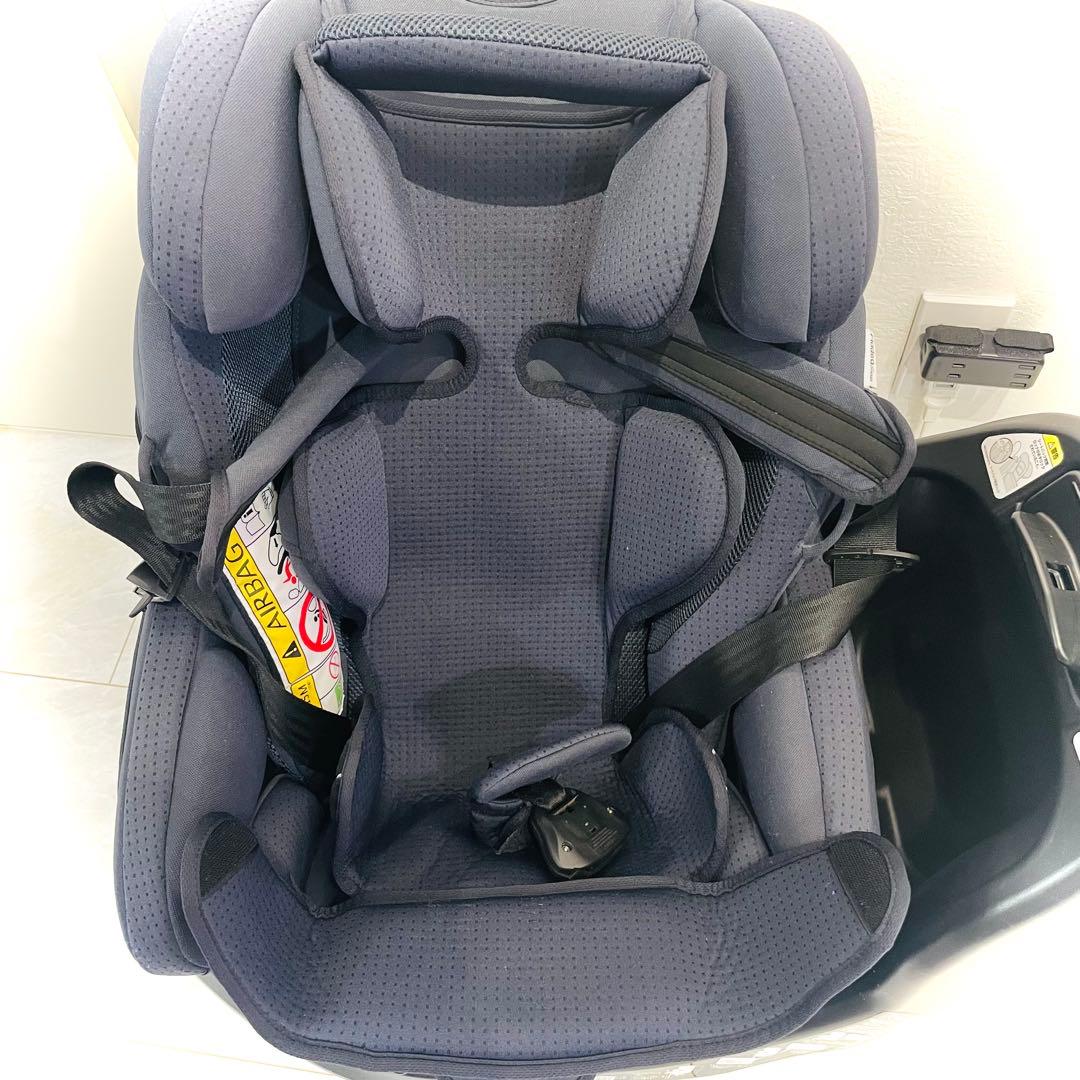 【超美品】使用数回★アップリカチャイルドシートフラディアグロウセーフティプラス