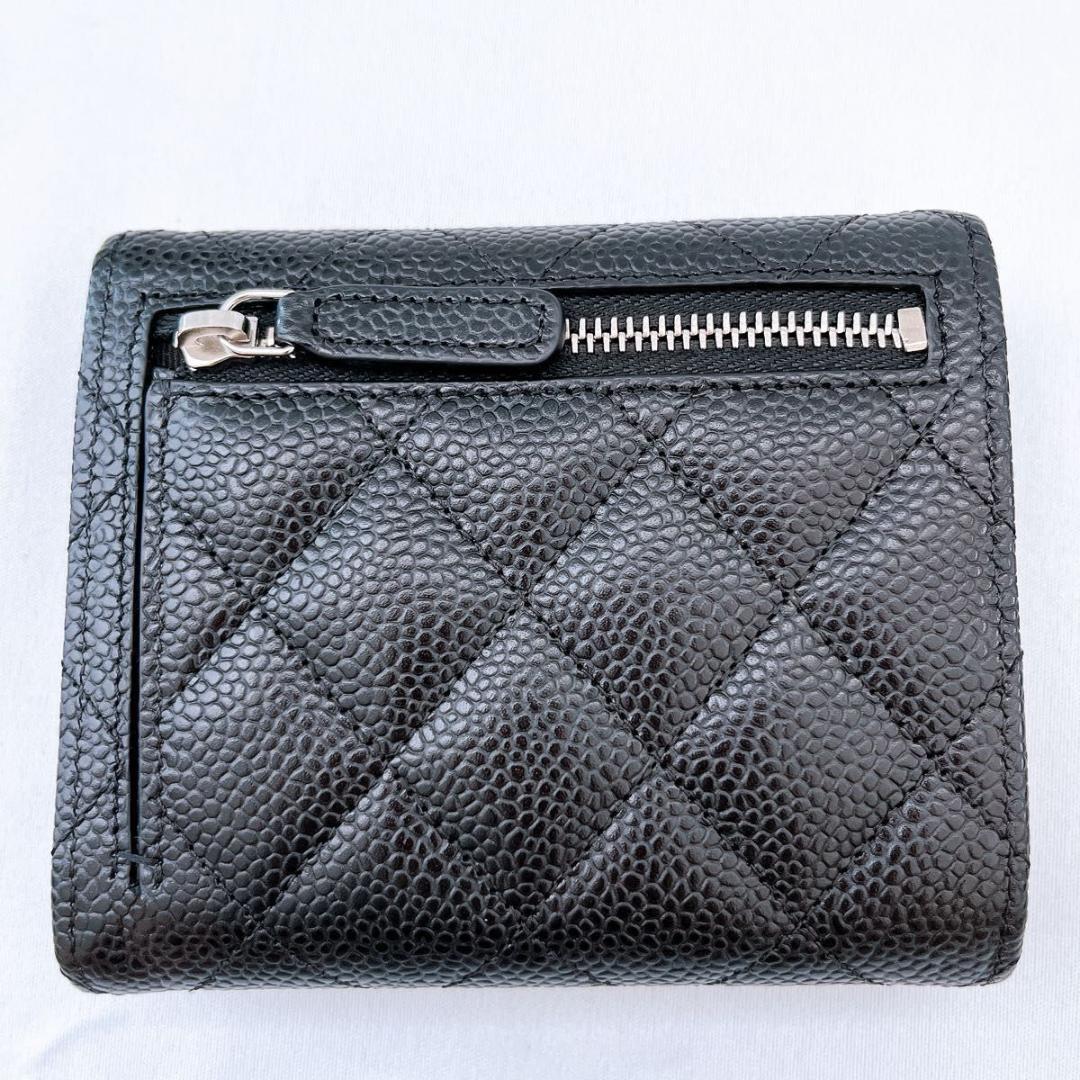 【くらら】新品 シャネル 三つ折り財布 クラシックスモールウォレット