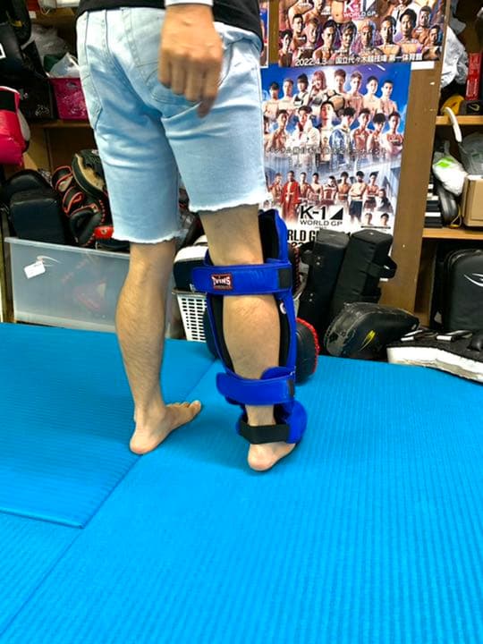 最強ホールド ツインズ レガース XL TWINS