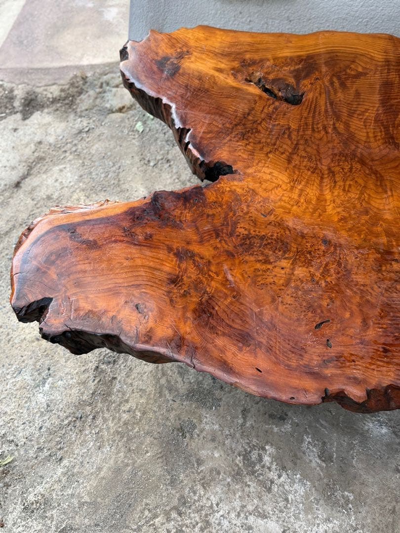 【一枚板】天然Redwoodローテーブル@米国$3900で購入