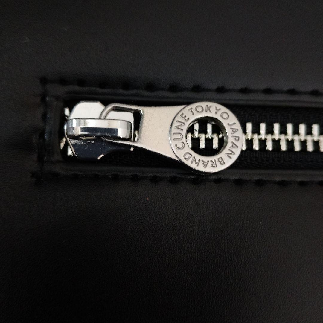 CUNE 合皮の四角いフラップバッグS 3way うさぎ BLACK キュ―ン