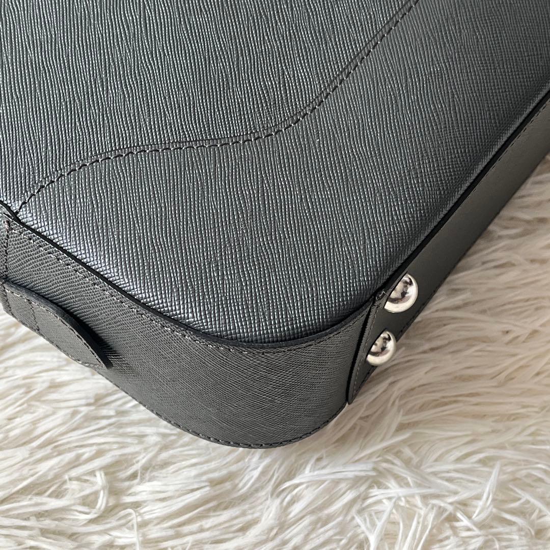 新品未使用✨PELLE MORBIDA ペッレモルビダ　ブリーフケース　グレー