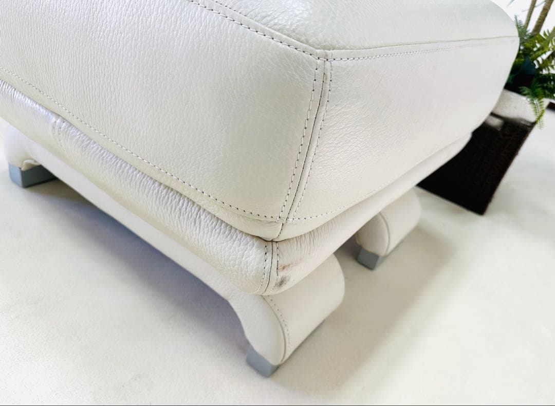 IDC大塚家具 オットマン 本革 美品