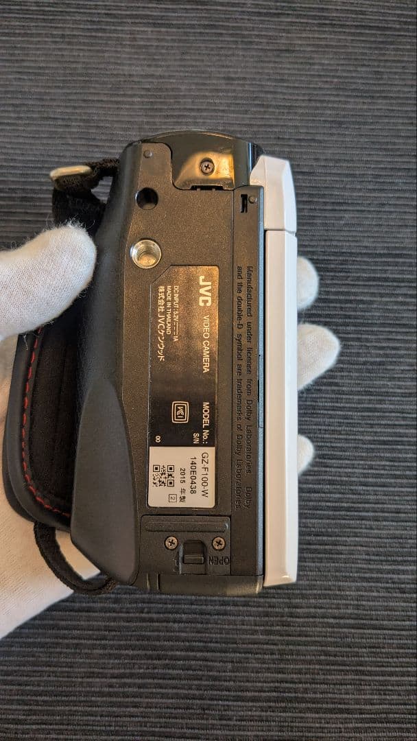 Victor JVC GZ-F100-W 2015年製 ビデオカメラ