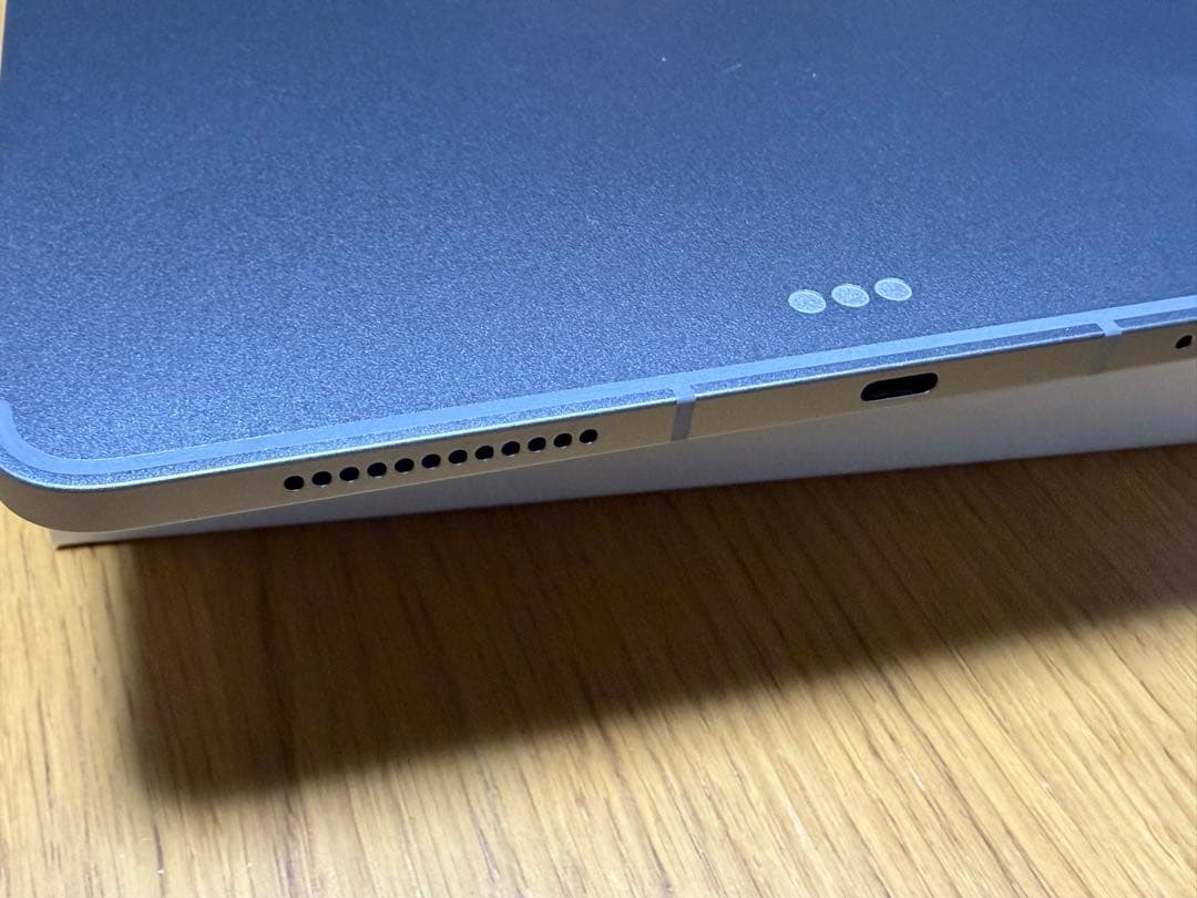 ★美品★iPad Air (M3) 256GB Wi-Fi + Cellular