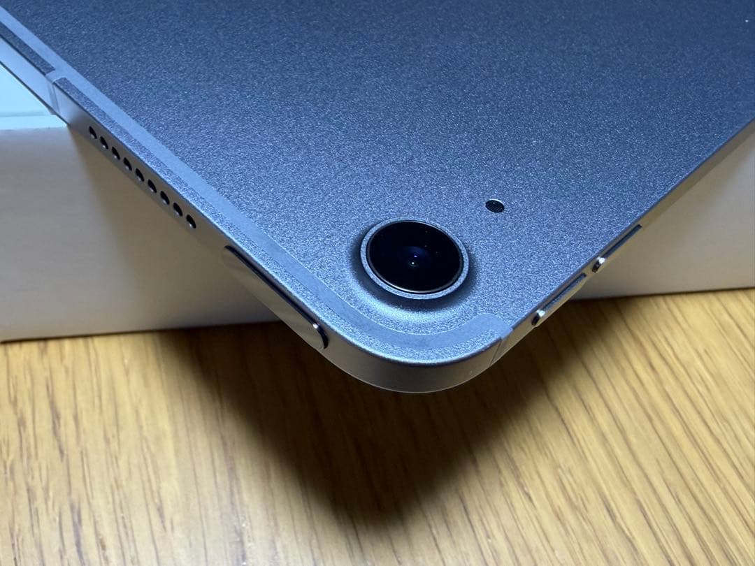 ★美品★iPad Air (M3) 256GB Wi-Fi + Cellular