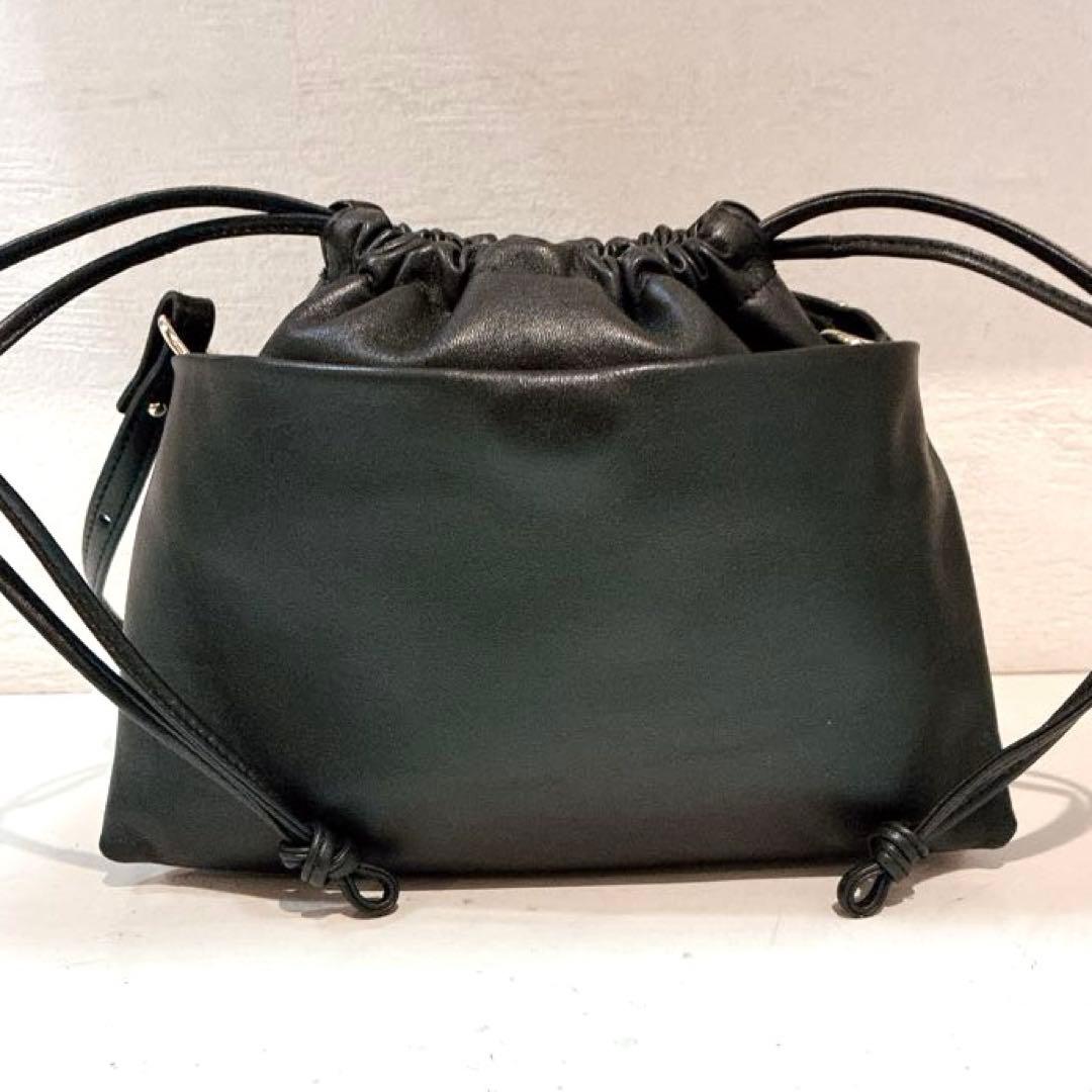 【新品】ear PAPILLONNER 《牛革》エンボスミニ巾着ショルダーバッグ