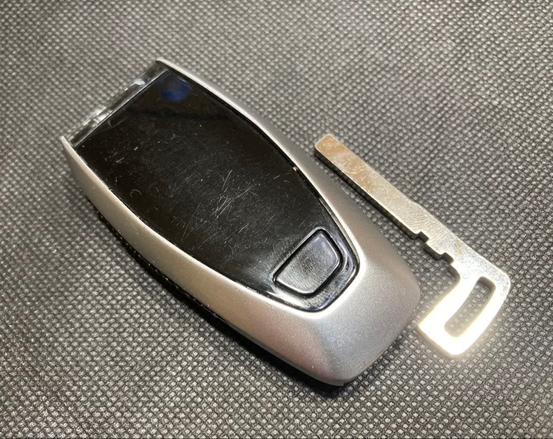 アストンマーティン DB12 ヴァンキッシュ DBX 純正最新型 クリスタルキー