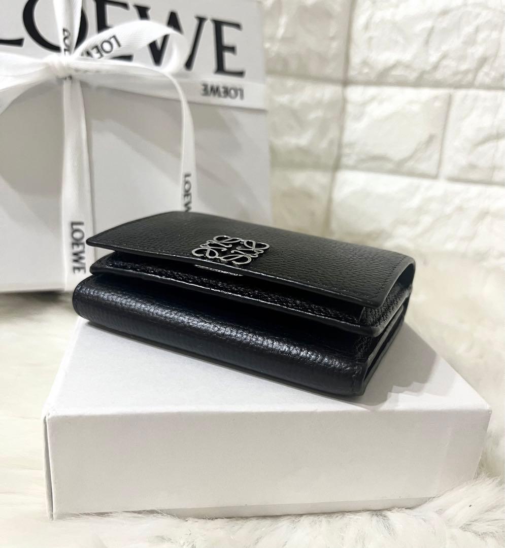 【にべ子】LOEWE ロエベ トライフォールド 三つ折り財布 箱・巾着付き