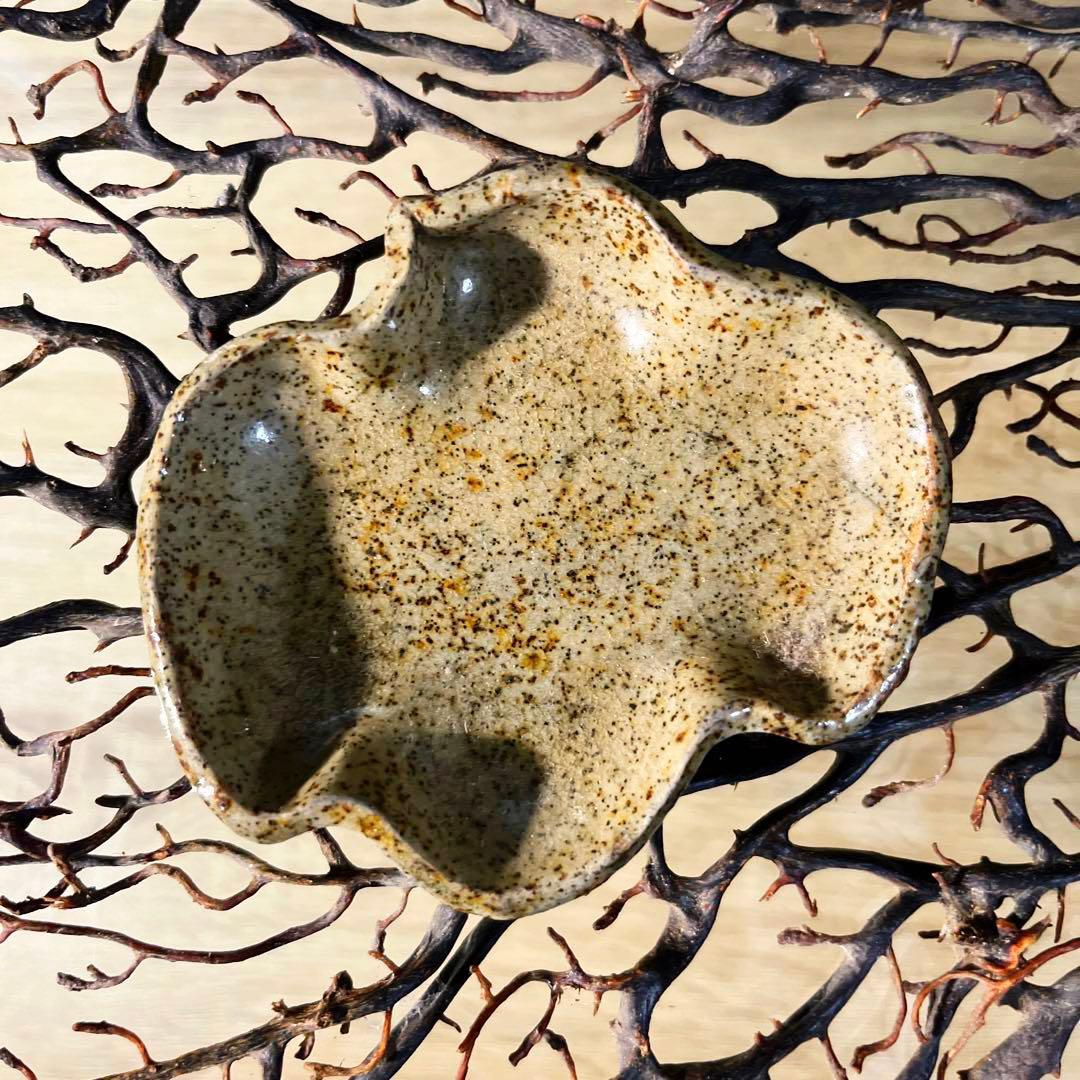 骨董　古陶　希少 まひこ 舞子焼　千鳥型　豆皿　小皿　茶道具　１客限り