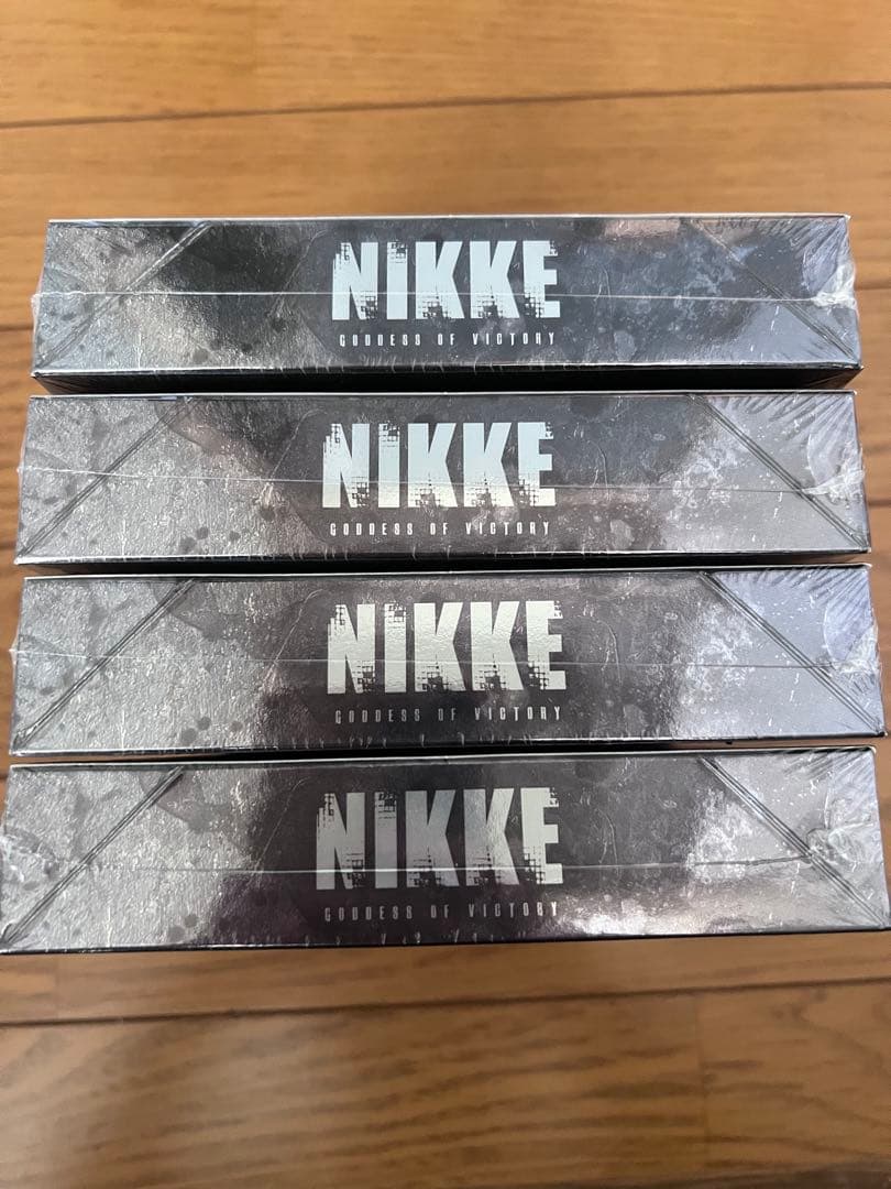 NIKKE ヴァイスシュヴァルツ　4BOX シュリンク付き　再販