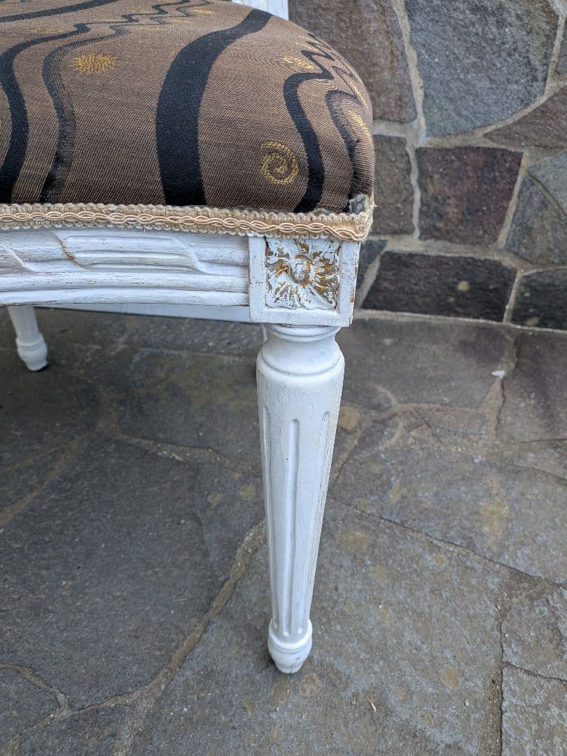 11ーeIeven メダリオンチェア高級家具椅子2脚セット　ジャンク