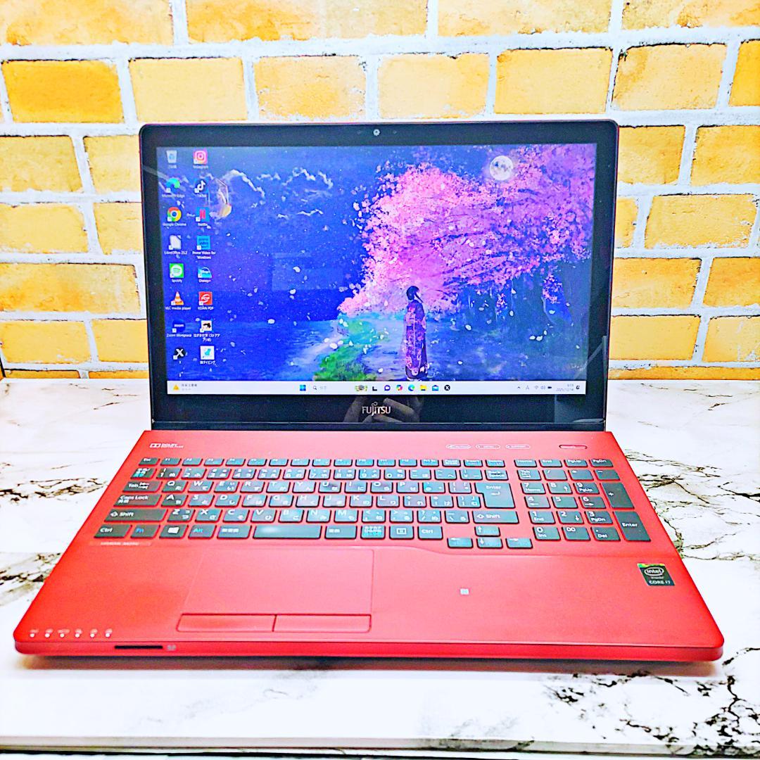 初心者さん向け簡単ノートパソコン❤️爆速SSD❤️メモリ16G✨ハイスぺPC☘️