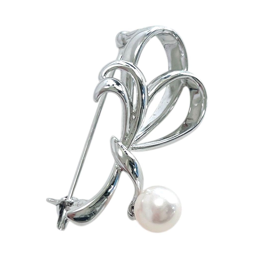 【極美品】MIKIMOTO ブローチ アコヤ真珠 スイングデザイン リボン