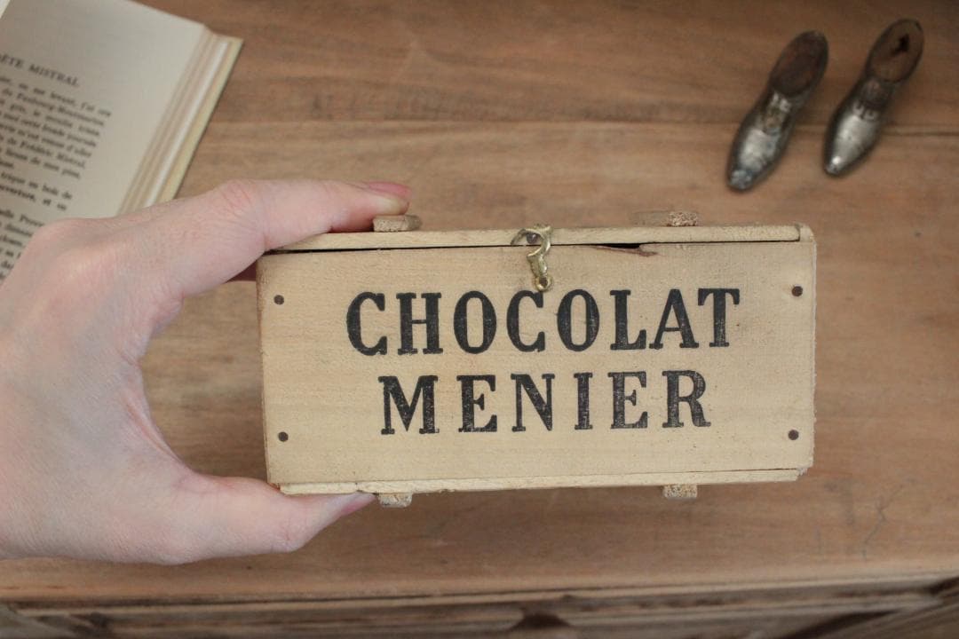 再入荷！美品ショコラティエ『ショコラムニエ』の木箱/ドール・アンティーク