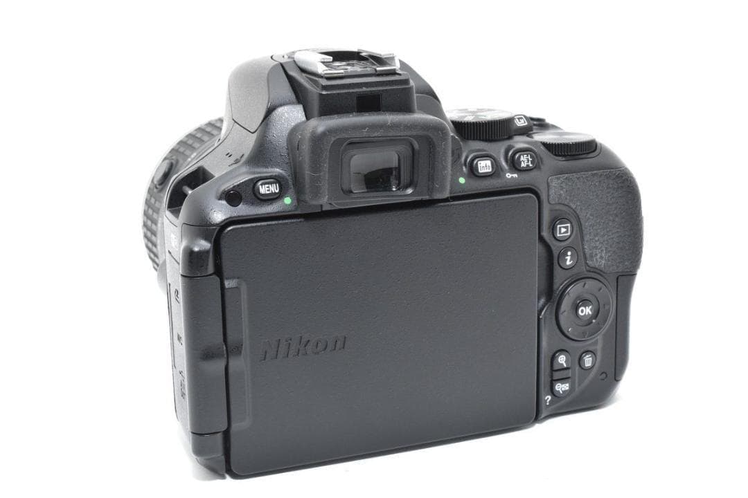 【箱付き】 Nikon ニコン D5500 レンズキット デジタル一眼レフカメラ