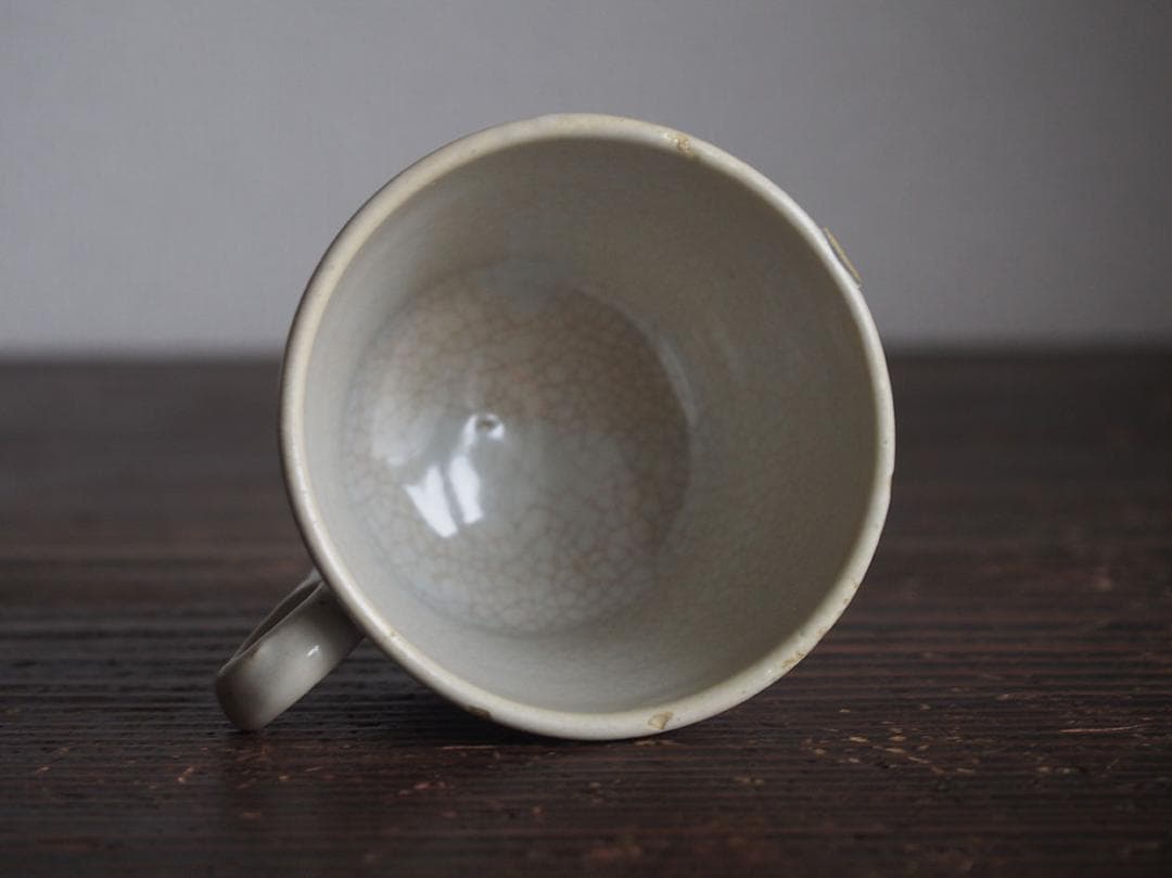 白に青いラインの素朴な小カップ マニセス 陶器 スペイン古陶/K213