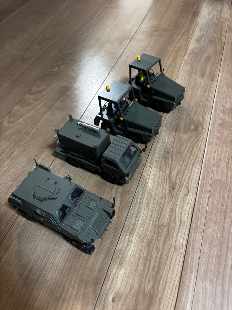 F-4EJ改をつくる(完成品) 一部破損あり・プラスチック製のクリアケース付き