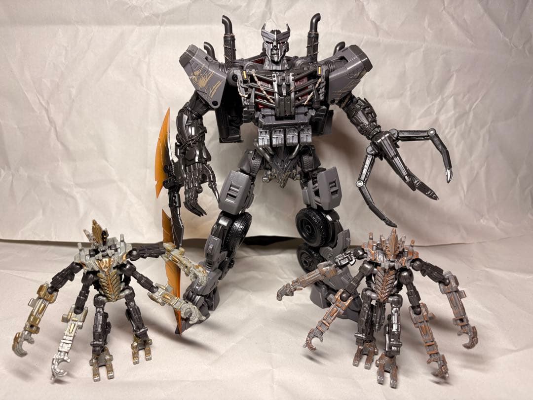 スタジオシリーズ　スカージ　ノヴァケイン　フリーザー