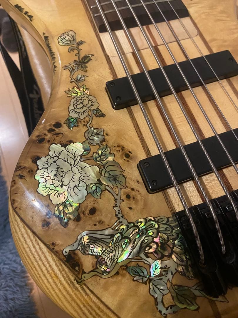 ７弦ベース インレイ特注ベース アントニオ工房