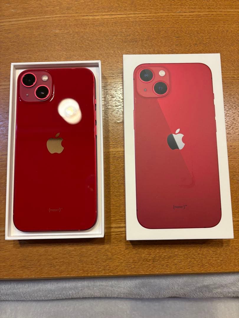 Apple iPhone 13 (Product Red) 本体