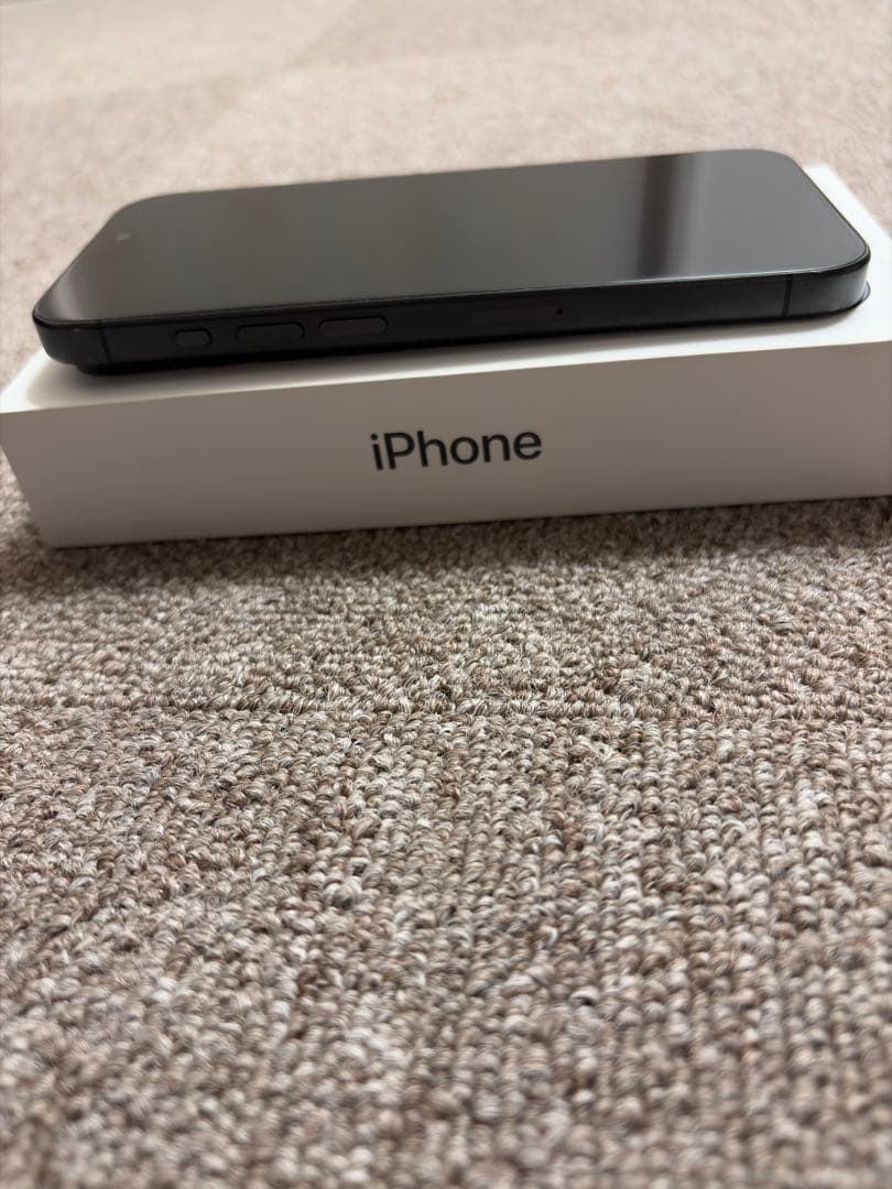 スマートフォン本体 Apple iPhone 15 Pro 128GB Titanium Black