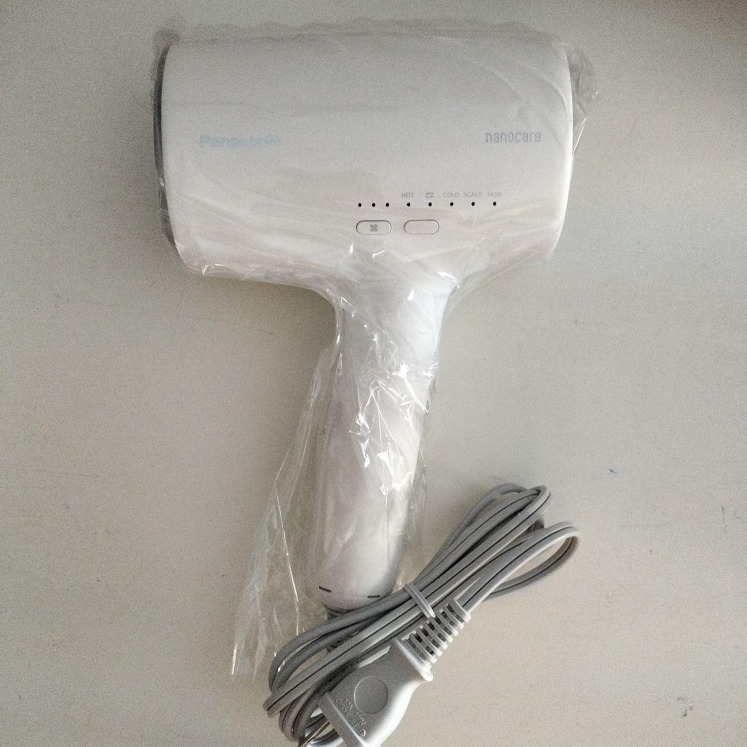 パナソニックナノケア 高浸透ナノイー&ミネラル搭載コンパクトEH-NA0J-W