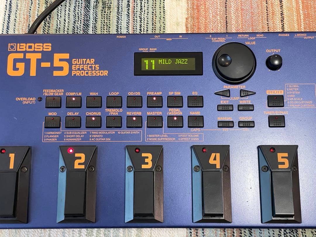 Boss GT-5 (ボス・ジーティーファイブ)