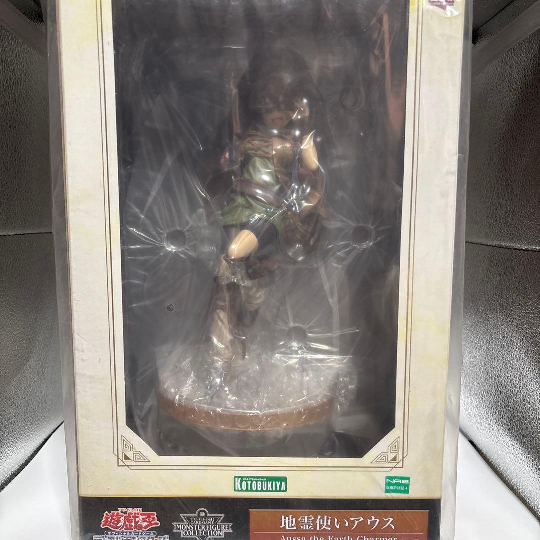 地霊使いアウス遊戯王カードゲームモンスターフィギュアコレクション 1/7スケール