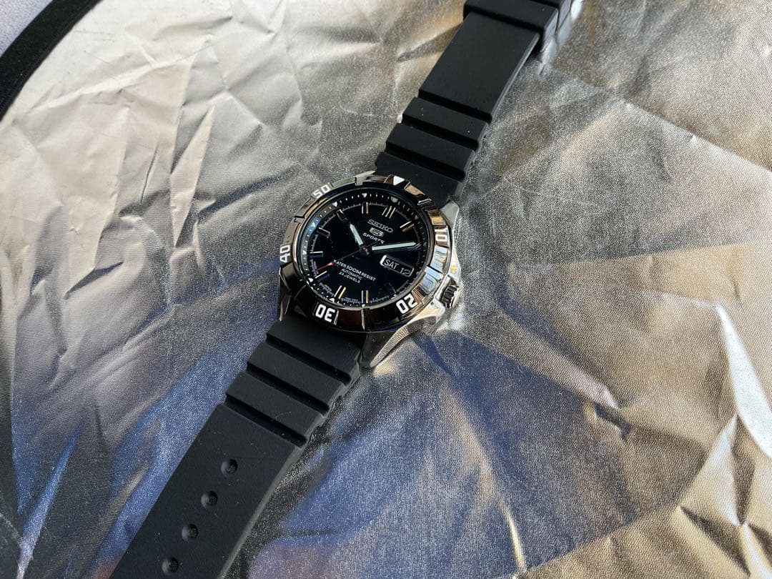 ★カッコイイバージョン❣️SEIKO５sports automatic23石稼働❣️