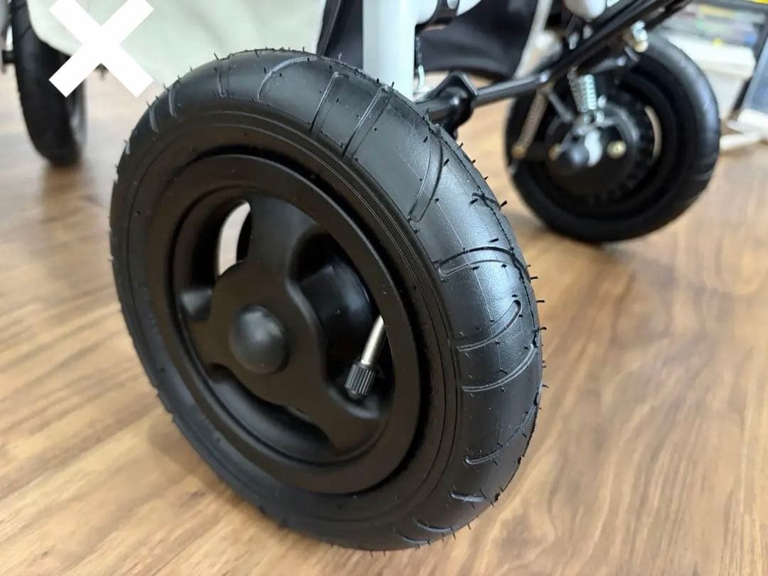 希少 カラーオーツ未使用に近い　エアバギー　最新フレームホワイトアッシュDOME