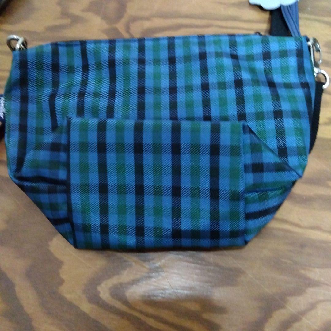 ファミリア familiar 舟形 ショルダーバッグ ポシェット