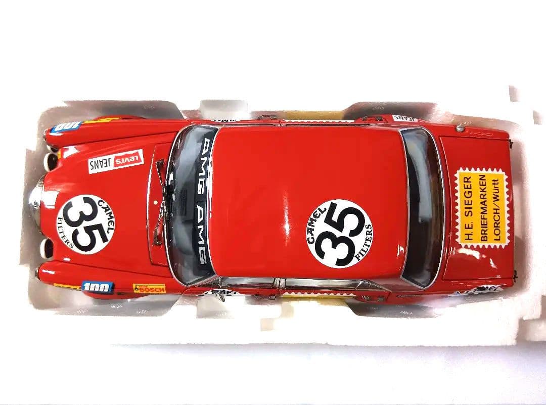 ミニチャンプス製 1/18 Mercedes-Benz AMG 35