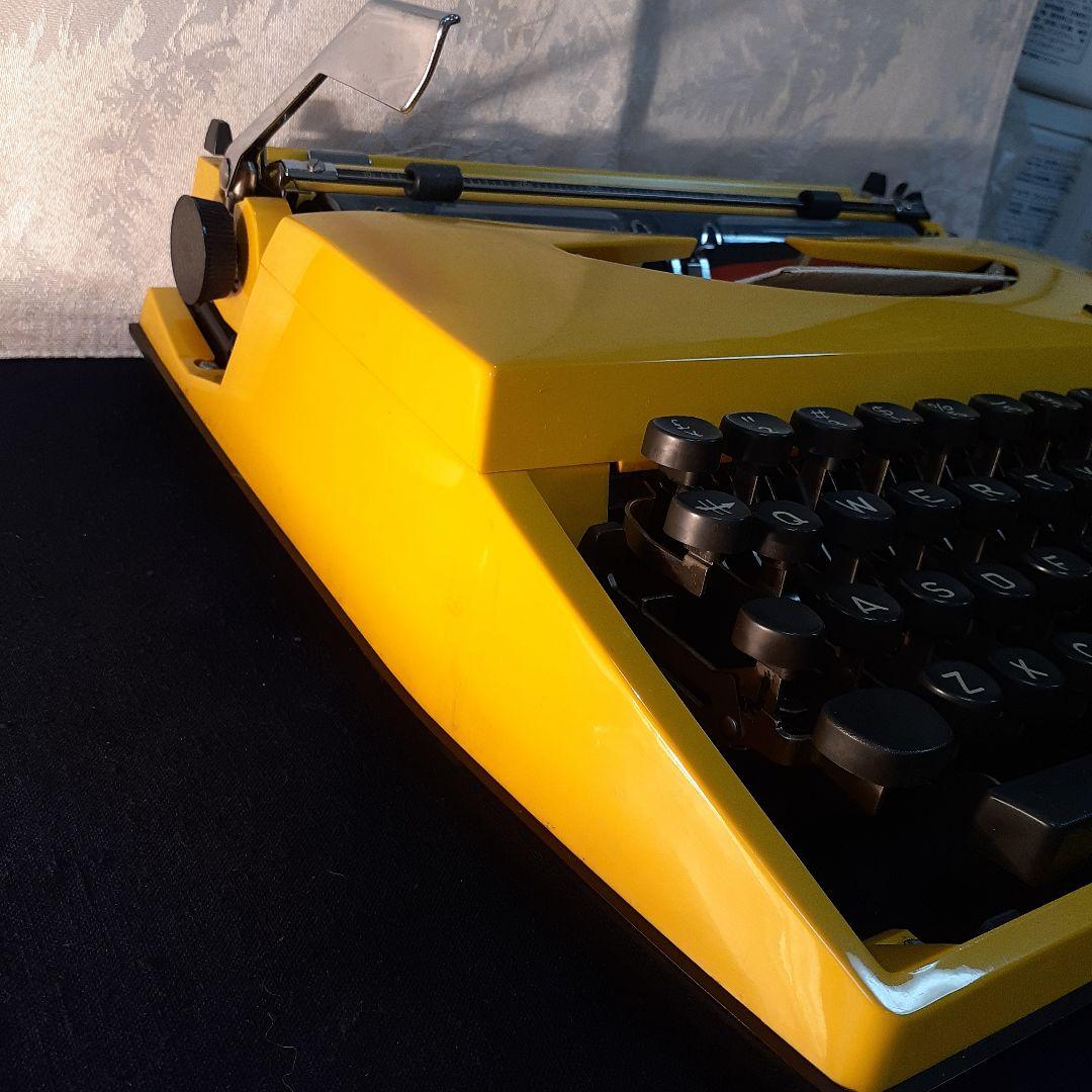 ジンジャー❤️ ドイツ アドラー社製携帯英文タイプライター❤️