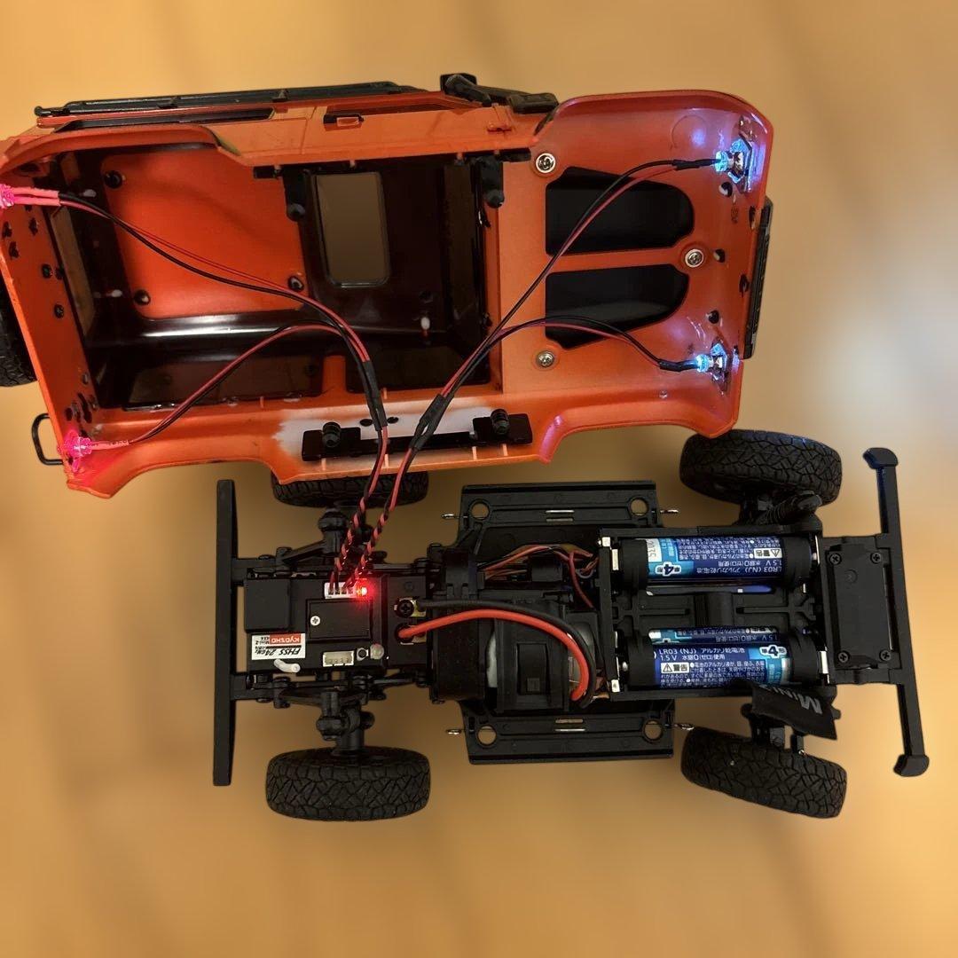 ミニッツ4×4 ディフェンダー　中古品　ライトユニット付き　即購入　大幅値下げ可