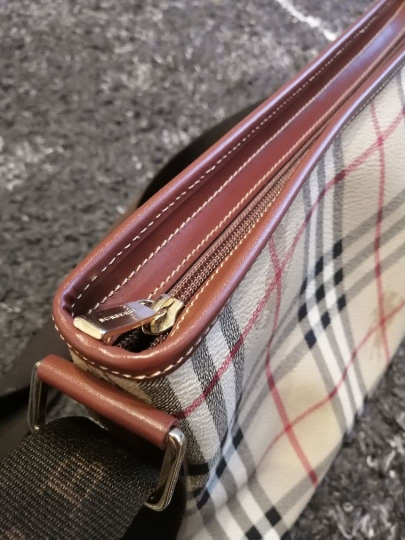 BURBERRY バーバリー ノバチェック ショルダーバッグ