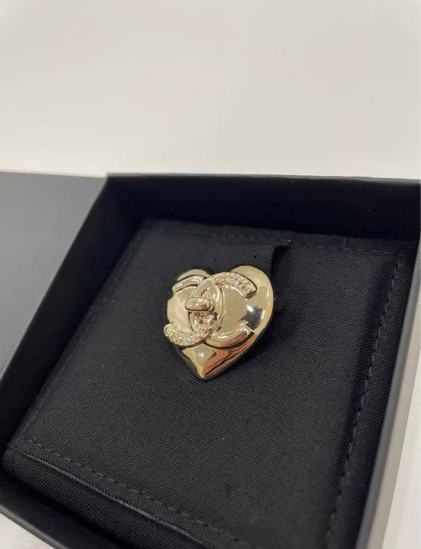 ⭐︎希少⭐︎シャネル　ハートブローチ　正規品