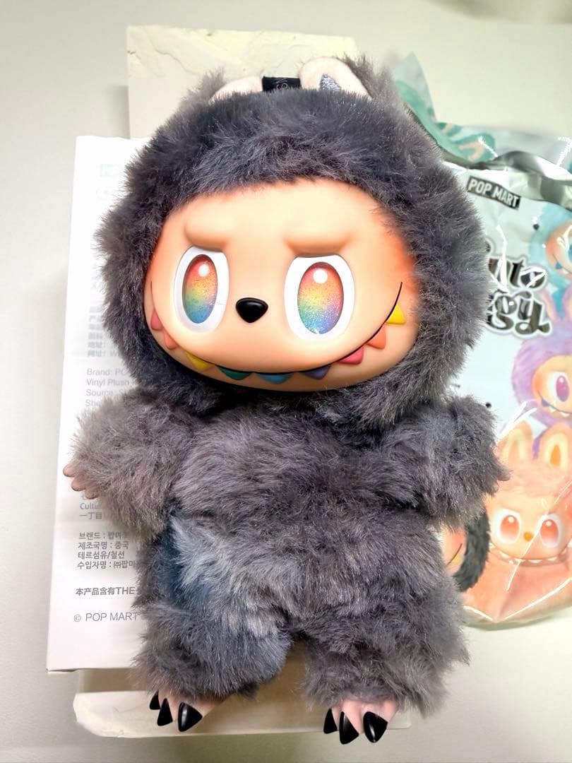 ラブブ　THE MONSTERS シークレット　ID