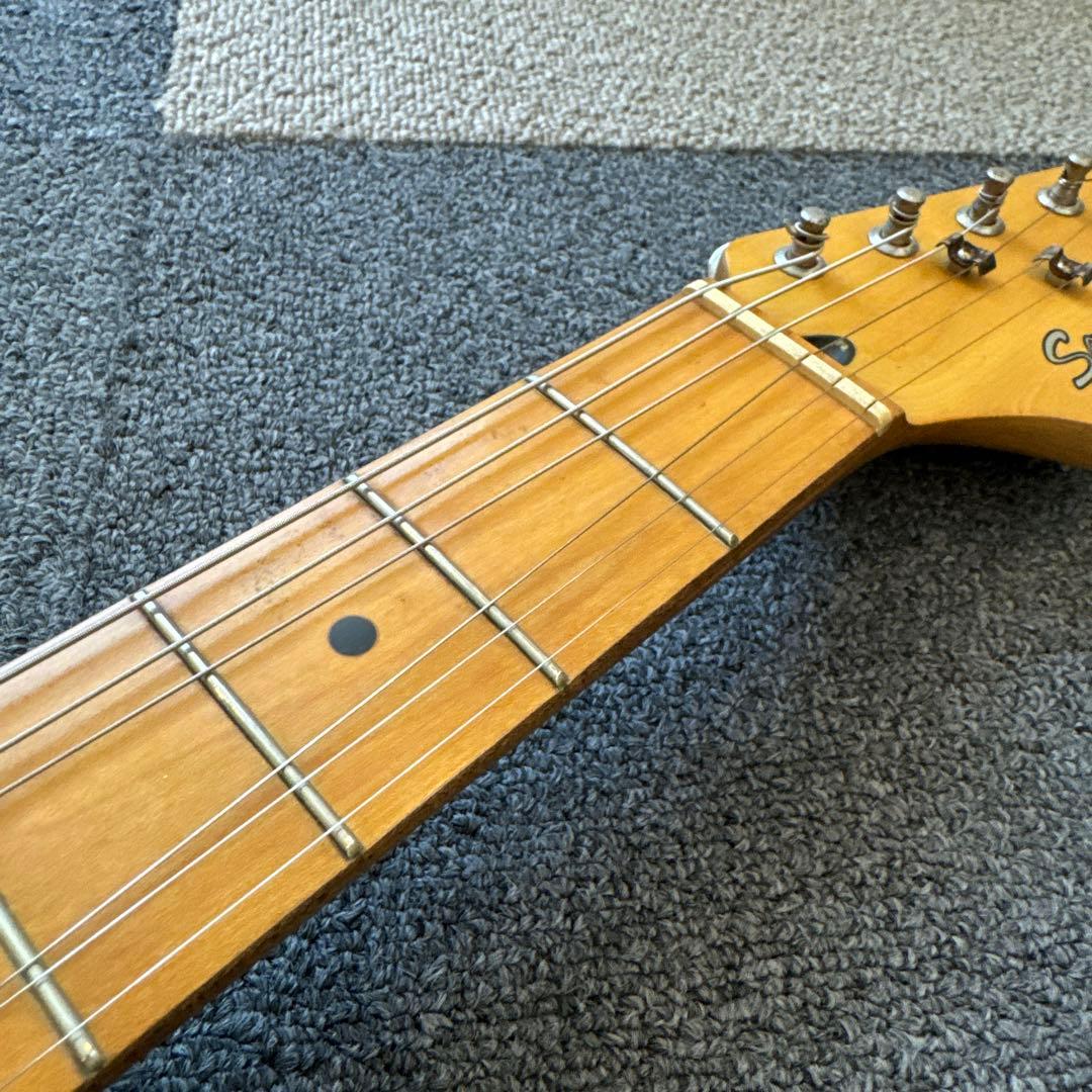 Squier Stratocaster ブラック