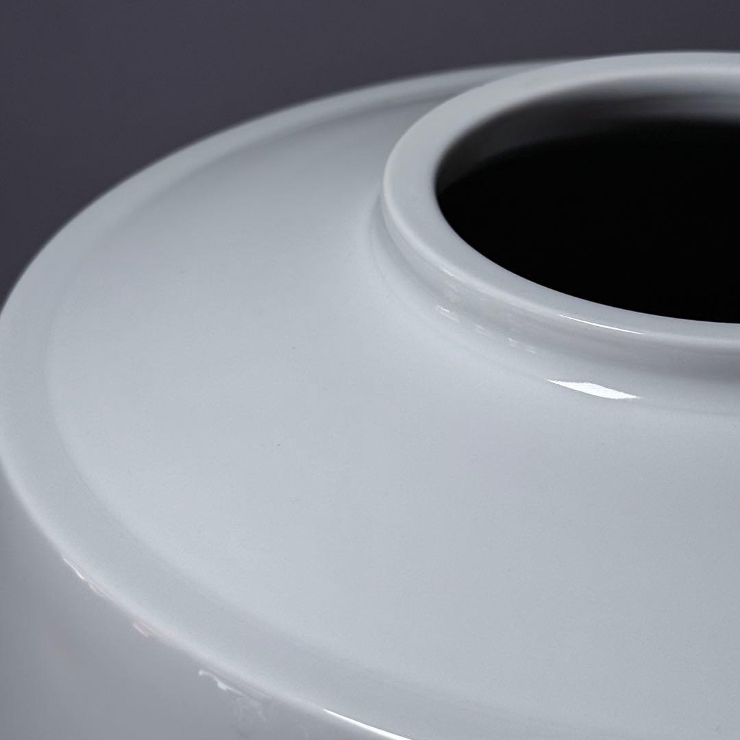 県重要無形文化財指定　中村清六　『青白磁釜形壺』　上位作　共箱付　無傷　高麗庵