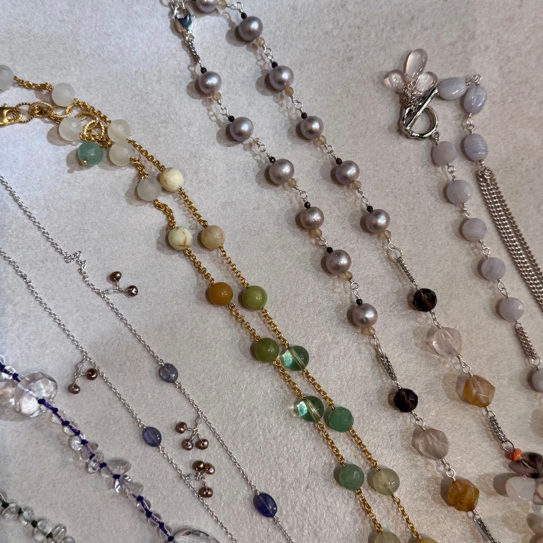 加山忠則デザイン　天然石ネックレス　8点