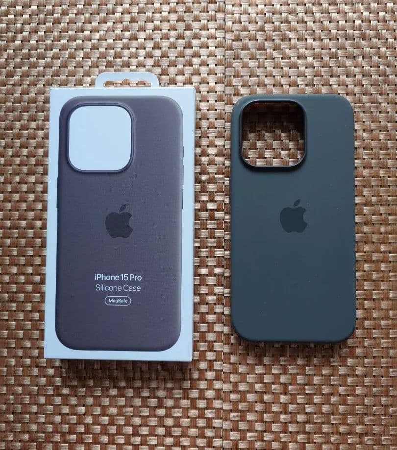 Apple iPhone 15 Pro ナチュラルチタニウム 本体 ＋おまけ